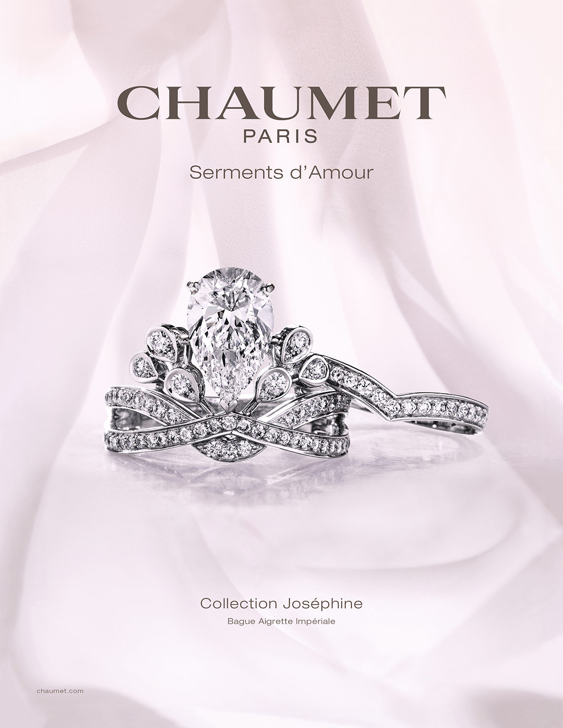 Publicité Chaumet Collection Joséphine- représente une bague avec plusieurs diamant appelée Bague Aigrette impériale